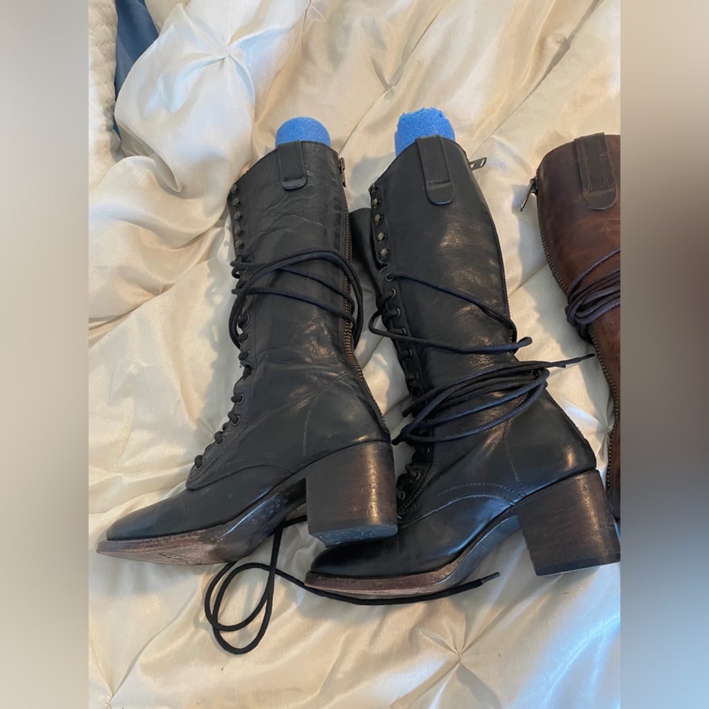 Freebird by Steven Black Grany Lace Up Boots - Picture 2 of 3